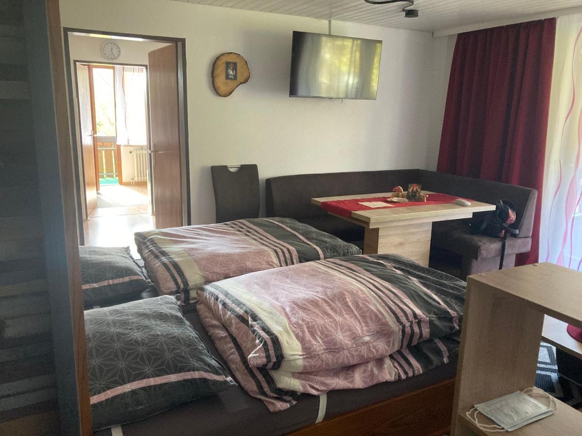 Gemuetliche Ferienwohnung In Sankt Blasien Exterior foto